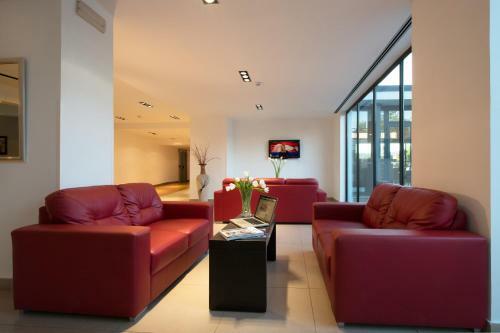 Garden Hotel