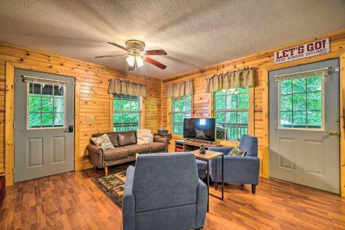 Charming Cabin Less Than 3 Mi To Dale Hollow Lake!