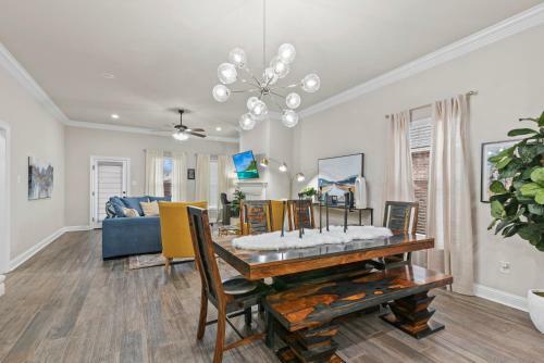 Boho Retreat! Home Away From Home!
