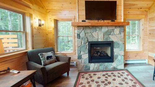 Kings Landing Cabin