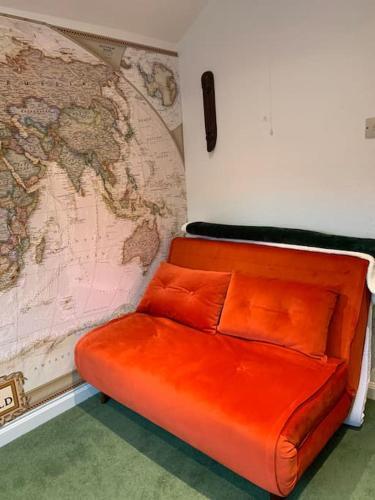 Cosy Holiday Cottage In Crickhowell.