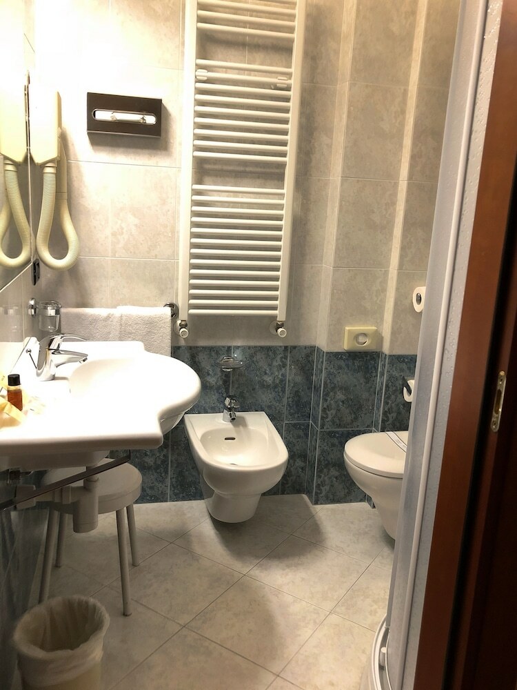 Hotel Airone