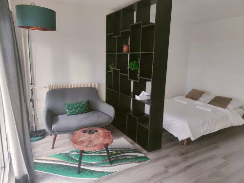 Apartamento Charmant Studio Au Coeur de La D�fense / Paris
