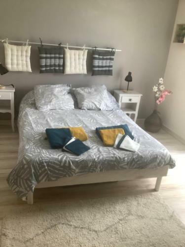 Hostal Chambre D H�tes Ind�pendante Dans Village M�di�val