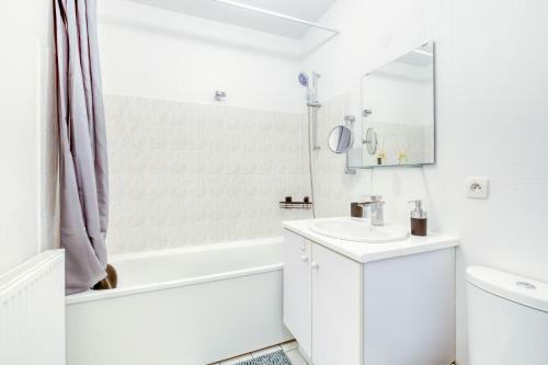 Apartamento Charmant Studio Au Pied Du M�tro (Ligne 8)