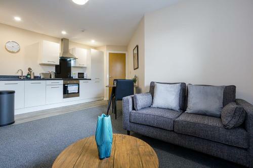 Modern And Stylish 1 Bedroom Apartment Manchester