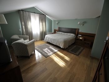 Hotel Pe�arrubia