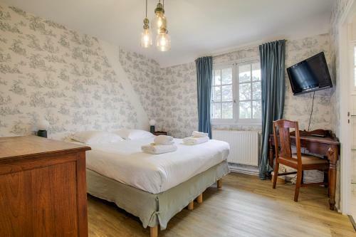 Villa Luxueuse Chaumi�re 4 Chambres Avec Jardin