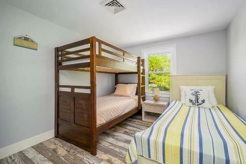 Beachside Bungalow - A