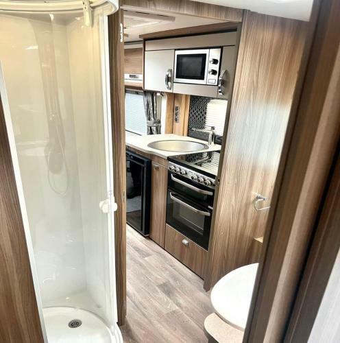 Caravan Hire At New Quay
