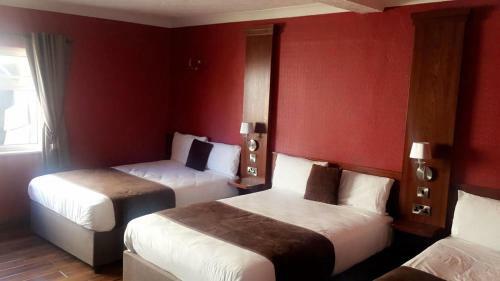 Bed & Breakfast Ewings Bar & Accommodation