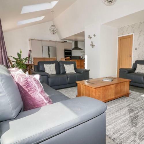 Luxury Bungalow With Hot Tub In Newquay Cornwall