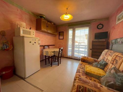 Apartamento Studio Enchastrayes, 1 Pi�ce, 4 Personnes - Fr-1-165a-137