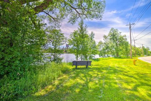 Cozy Ishpeming Cottage With Lake And Park Views!