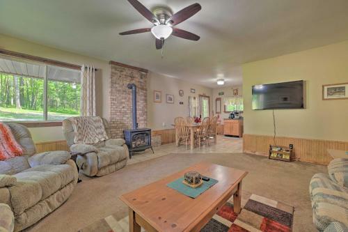 Rustic Wooded Retreat Fire Pit, Near Trails!