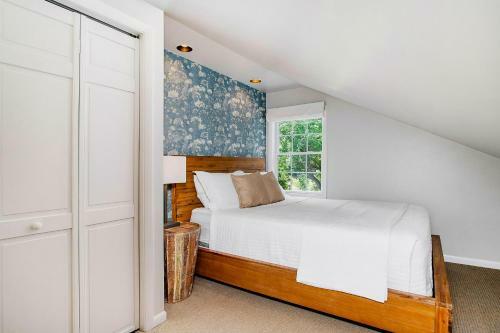 Six Pines Cottage