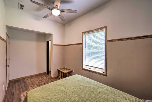 Spacious House On Half Acre Less Than 3 Mi To Beach!
