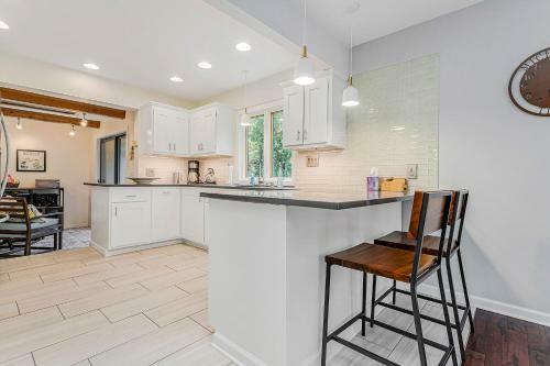 Lovely Lakewood Getaway