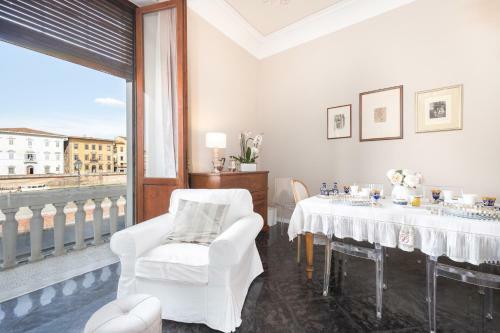 Mysilvana - Boutique Apartment Overlooking Lungarno Pisano