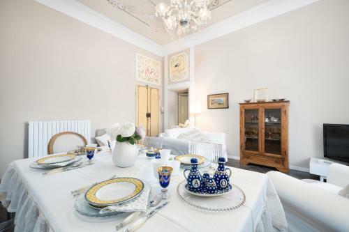 Mysilvana - Boutique Apartment Overlooking Lungarno Pisano