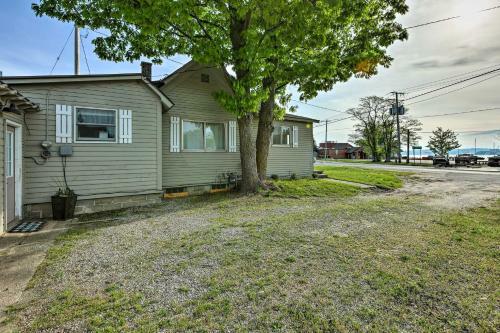 Updated Traverse City Home - Steps To Bay!