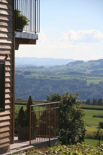 Bed & Breakfast Swiss Seasons