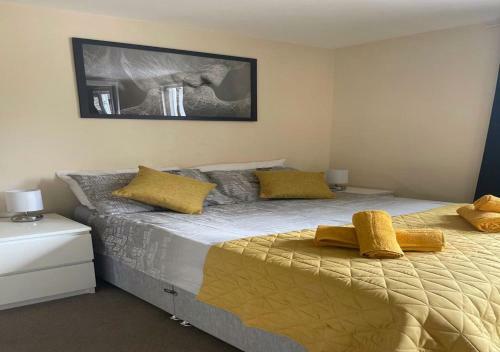 Apartamento Crozy Flat On Cowley Close To Pubs And Restaurants