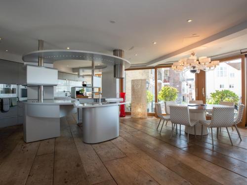 Pass The Keys Unique 4bed With Unbeatable Views And Swimming Pool