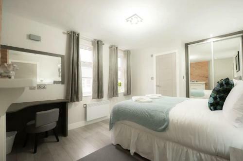 2 Bedroom Luxury Apartment