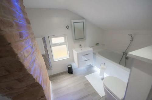 2 Bedroom Luxury Apartment