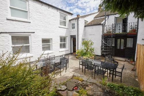 Host & Stay - The Old Brewery