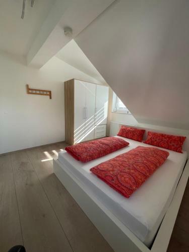 Apartamento Ferienwohnung In Lonsee-ettlenschie�
