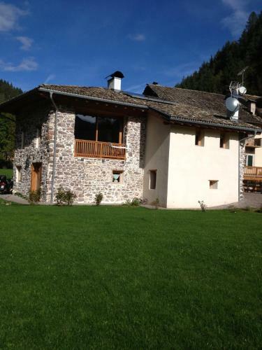 Hostal Maso Toneto
