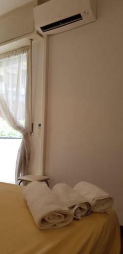 Apartamento Private Garage,air Cond, Quite, Near Train Station