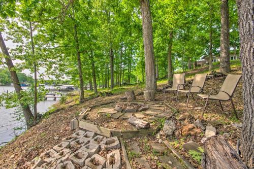 Waterfront Lake Of The Ozarks Home With Views!