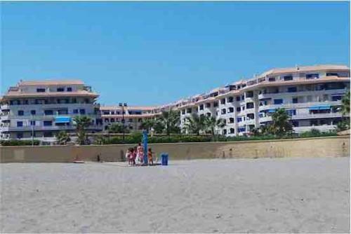 Apartamento Primera L�nea 3 Habitaciones Manilva