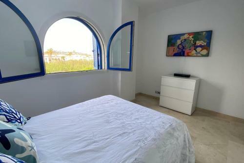 Apartamento Primera L�nea 3 Habitaciones Manilva