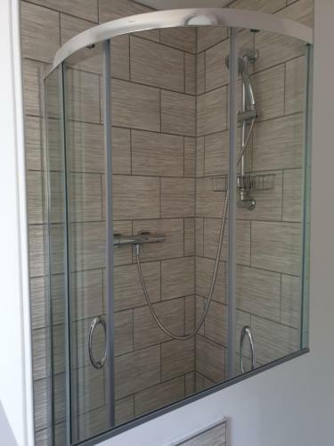 Cheerful 1 Private Room-ensuite With Free Parking