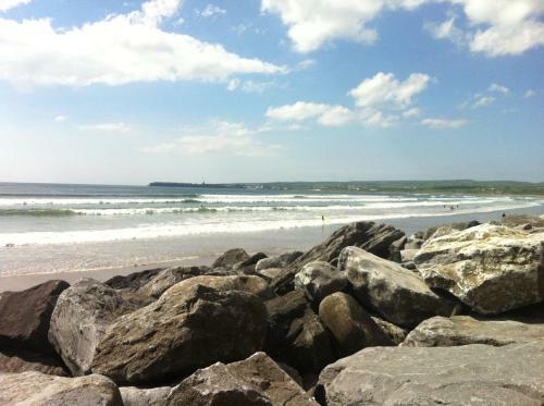 Lios Na Mara Lahinch