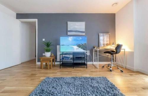 Apartamento 2 Bed 2 Bath. London-18 Mins. Heathrow In15 Mins