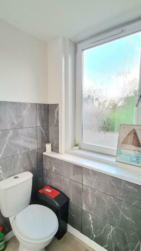 Attractive Double Room 5 In Inverness City Centre