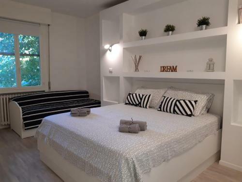 Bed&breakfast Bbqueen Sandonato Policlinico