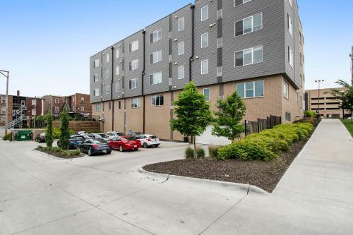 Apartamento Stunning Midtown Oasis - King & Queen Beds!