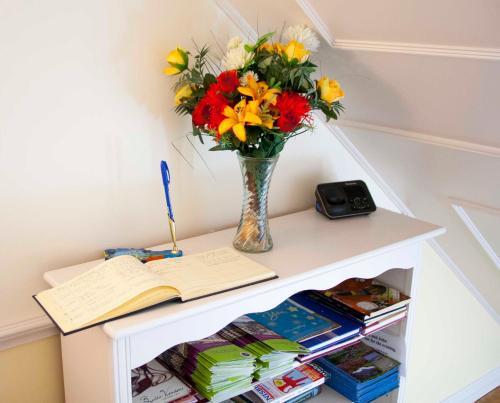 Hazelbrook Bed & Breakfast