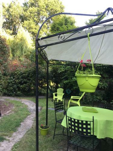 Apartamento Au Calme Entre Arbres Et Fleurs