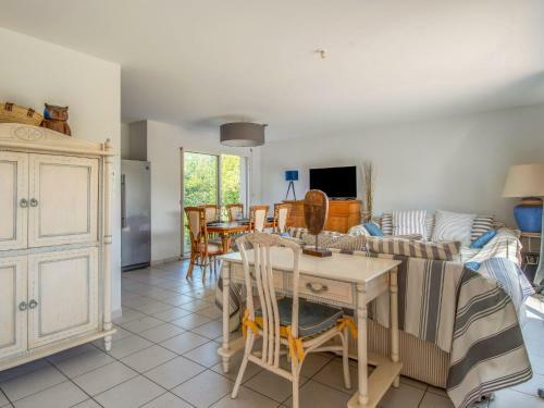 Holiday Home Meyran