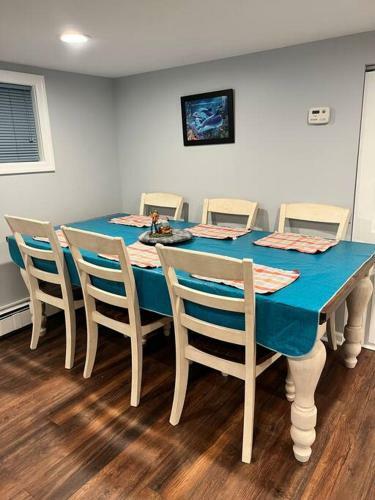 Beautiful 1 Bedroom Apartment Entire Unit