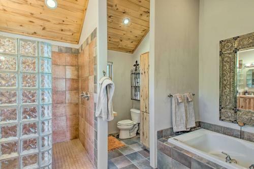 Stunning Angel Fire Cabin With Private Hot Tub!