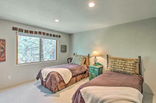 Stunning Angel Fire Cabin With Private Hot Tub!