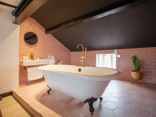 Unique Romantic Getaway